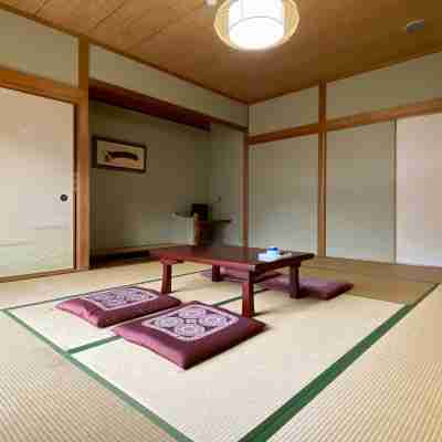 Minshuku 2-7 Rooms