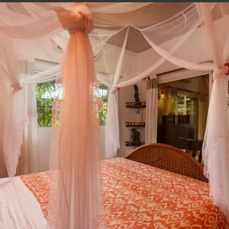 Effie’s Mountain View Villa (Gecko Villa)
