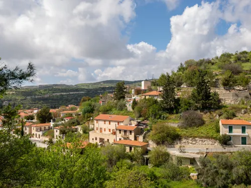 Sanders Arsorama - Cute 1-Bdr Apt w/ Shared Patio Hotels in Arsos