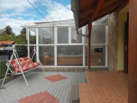 A Whole Holiday House with a Garden in Fonyod for 2-10 Persons Hotels in Fonyodi