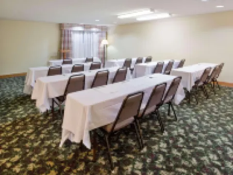 Country Inn & Suites by Radisson, Hiram, GA Hotels in Paulding County