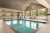 Country Inn & Suites by Radisson, Brooklyn Center, MN