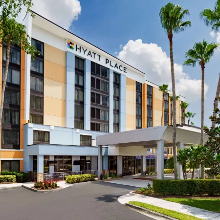 Hyatt Place Across from Universal Orlando Resort Отели рядом с достопримечательностью «Парк развлечений Universal Studios в Орландо»