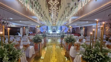 Mansinam Hotel & Resort Отели в г. Маноквари