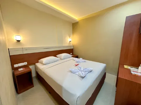 PAUS HOMESTAY Hotel di Marpoyan Damai