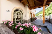 Hotel Stilfserhof Hotels in Stilfs