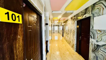 Hotel Star Nivas, Srirangam Отели рядом с достопримечательностью «Dsit,collage,samayapuram,trichy»