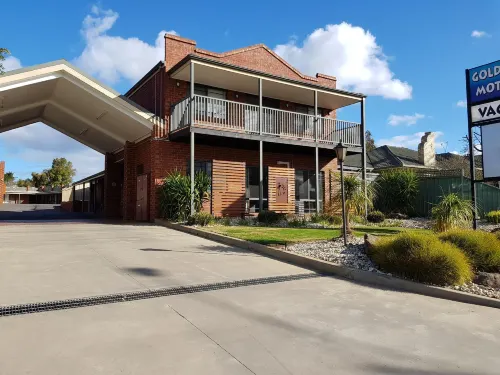 Golden Reef Motor Inn Hotels in East Bendigo