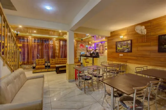Hotel Samiru (Manali , Himachal Pradesh)