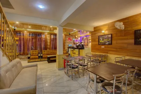 Hotel Samiru (Manali , Himachal Pradesh)
