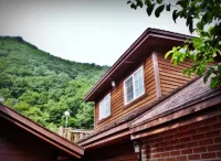 Yangsan (Baenaegol) Baenaeui Morning Pension Hotels near Tongdosa Temple