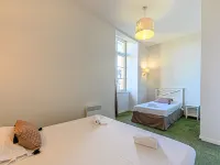 Château de Kergonano, Hotels in Baden