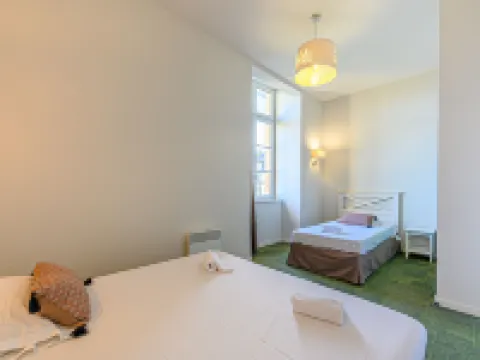 Château de Kergonano, 巴當酒店