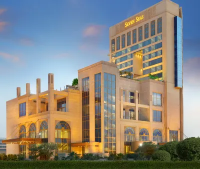 Seven Seas Hotel Hotels near Central Park