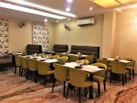 Hotel Bharat