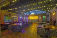 Season 4, Sangli Hotels in Sangli