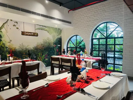 Seapark Отели рядом с достопримечательностью «SAMBRANIKODI ISLAND TOURISM (സാംബ്രാണിക്കോടി ഐലൻഡ് ടൂറിസം)»