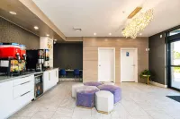 Palace Inn Blue IAH East