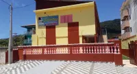 Pousada Gaivotas de Maranduba - Gasthöfe