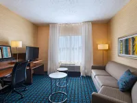 Fairfield Inn & Suites Lincoln Airport Hotels near Lincoln Airport