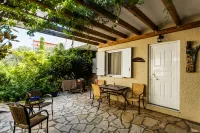 Koroni Village - Parkplatz