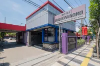 RedDoorz Near Bojonegoro Train Station Các khách sạn ở Bojonegoro Sub-District
