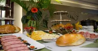Country International Hotel - Aamiainen