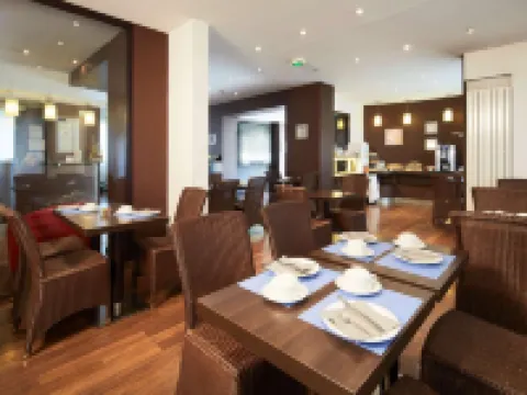 キリヤード グルノーブル サントル グルノーブルのホテル