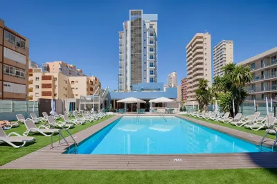 Benidorm Centre - Adults Only Hotel berhampiran 'T Jordaantje