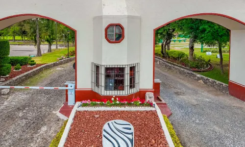 Hacienda Jurica by Brisas