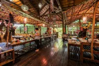 Borneo Tropical Rainforest Resort Hotels in Miri