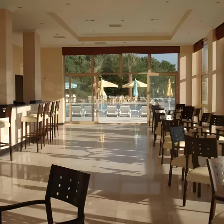 Arora Hotel