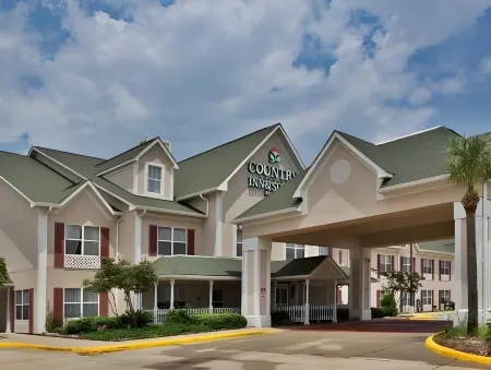 Country Inn & Suites by Radisson, Biloxi-Ocean Springs, MS Отели в г. Латимер