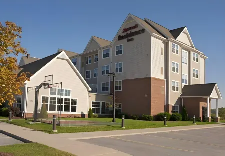 Residence Inn Moline Quad Cities Отели в г. Карбон Клифф