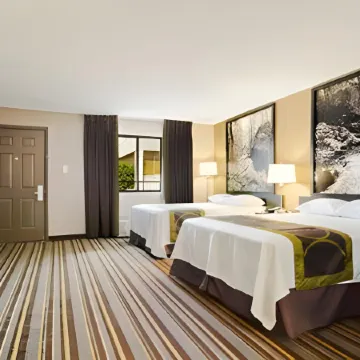 Super 8 by Wyndham Monteagle TN