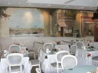 Hotel Alpha - Morgenmad