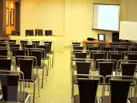 Center Point Hotel and Restaurant فنادق في روركي