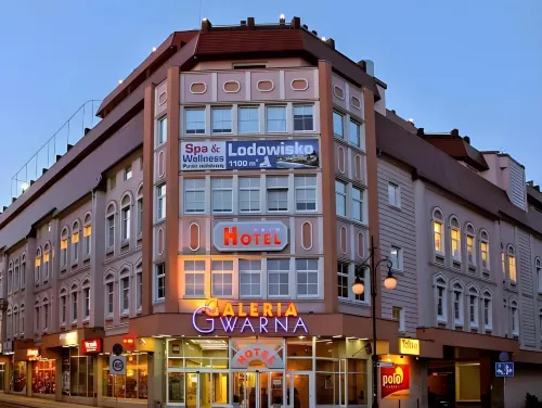 SkyHotelGwarna Hotels in Legnica