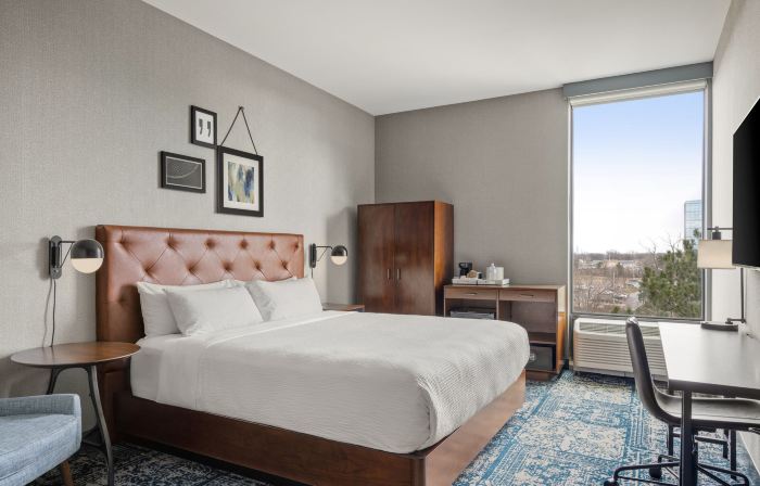 Four Points by Sheraton Chicago Westchester/Oak Brook