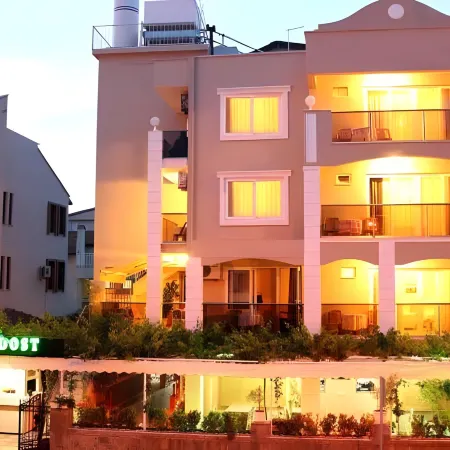 Hotel Dost