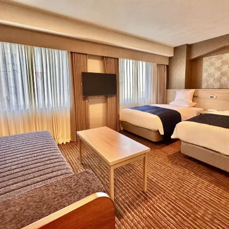 Hotel Rose Garden Shinjuku Отели рядом с достопримечательностью «Спа-комплекс Ruby Palace»
