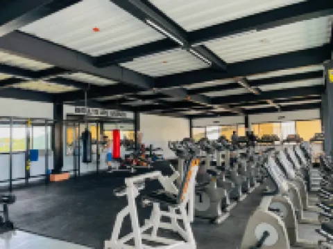 LM เมโทร โรงแรม โรงแรมในซัมโบอังกา