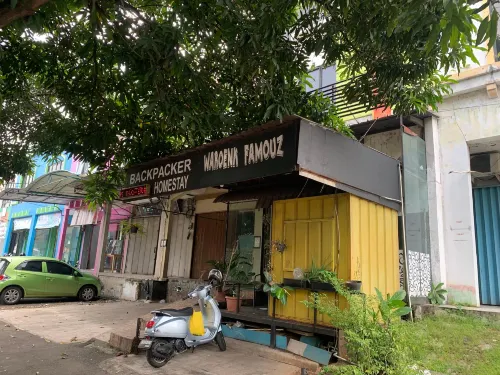 Backpacker Homestay Jatisampurna Redpartner