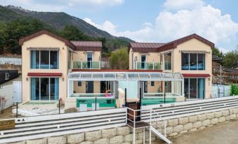 Gyeongju Motan Pool Villa Pension