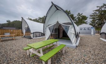 Samcheok Awesome Beach Glamping