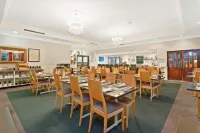Coopers Colonial Motel Hotel a Robertson