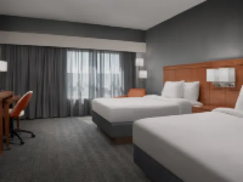 コートヤード シラキュース ダウンタウン アット アーモリー スクエア シラキュースのホテル