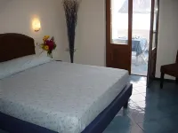 Oltremare Residence Hotel فنادق في Panarea