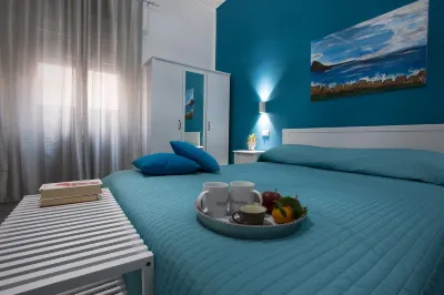 Emma's Rent Room - Andrea
