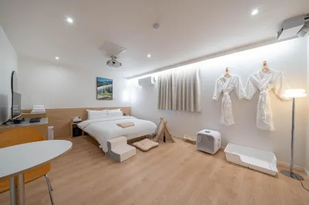 Aank Hotel Cheongju Uam 1st Branch Отели рядом с достопримечательностью «Cheongju Zoo»